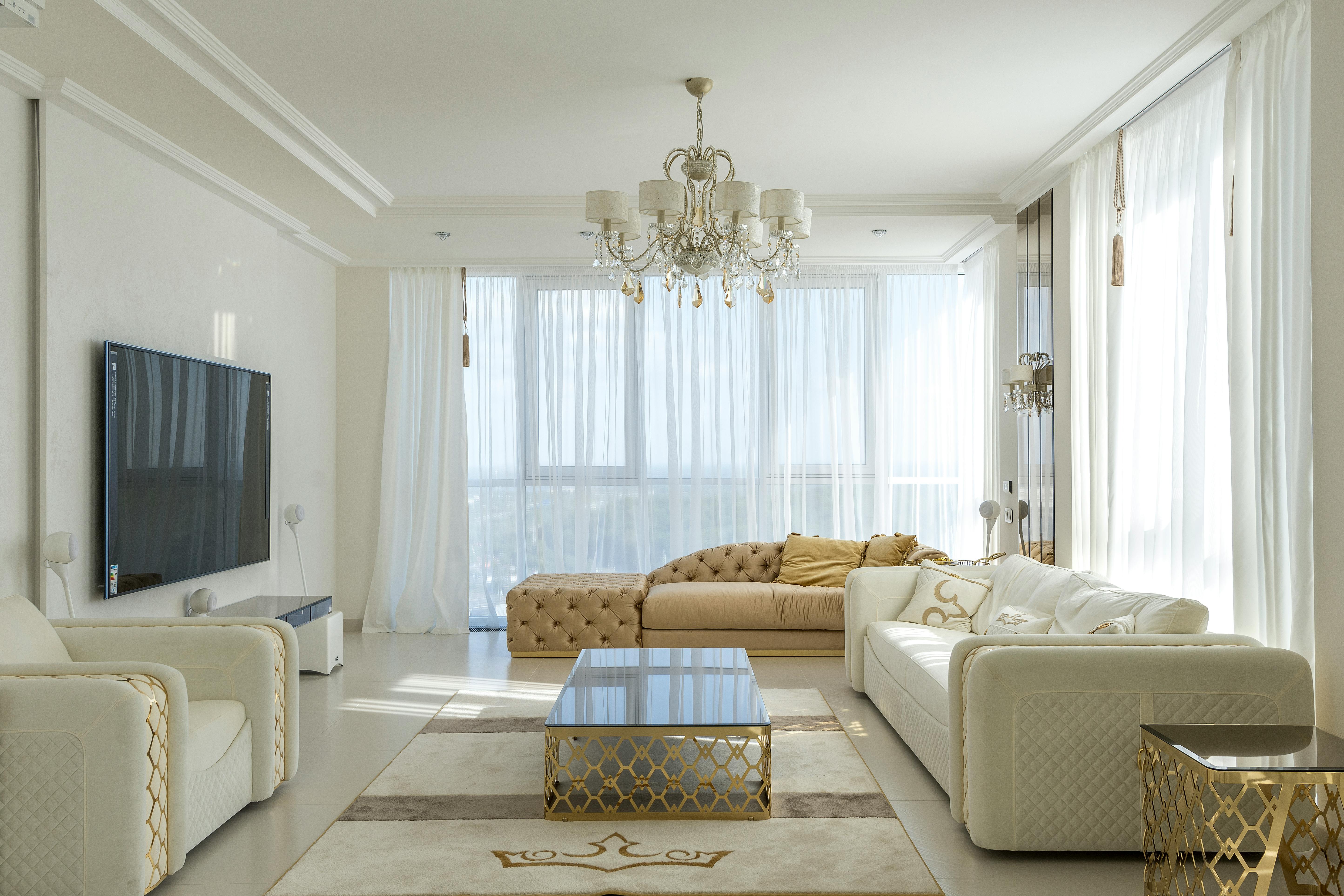 Unfurnished (living room cleaning)