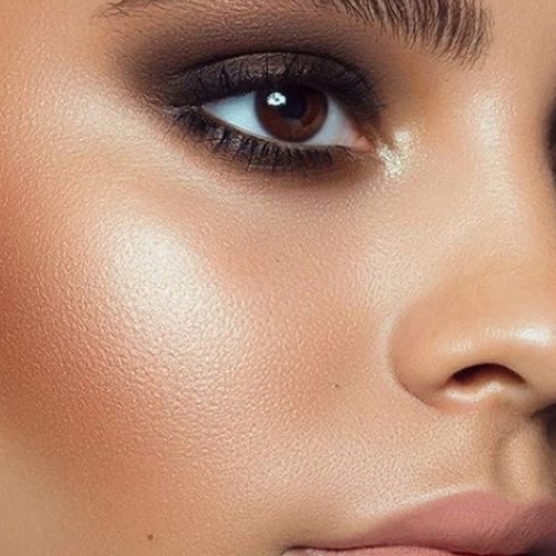 Luxe glam-up makeup