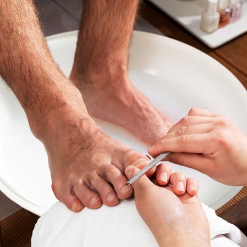 Aroma bomb pedicure