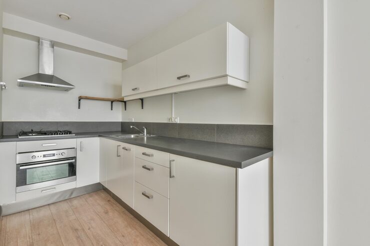 Empty kitchen